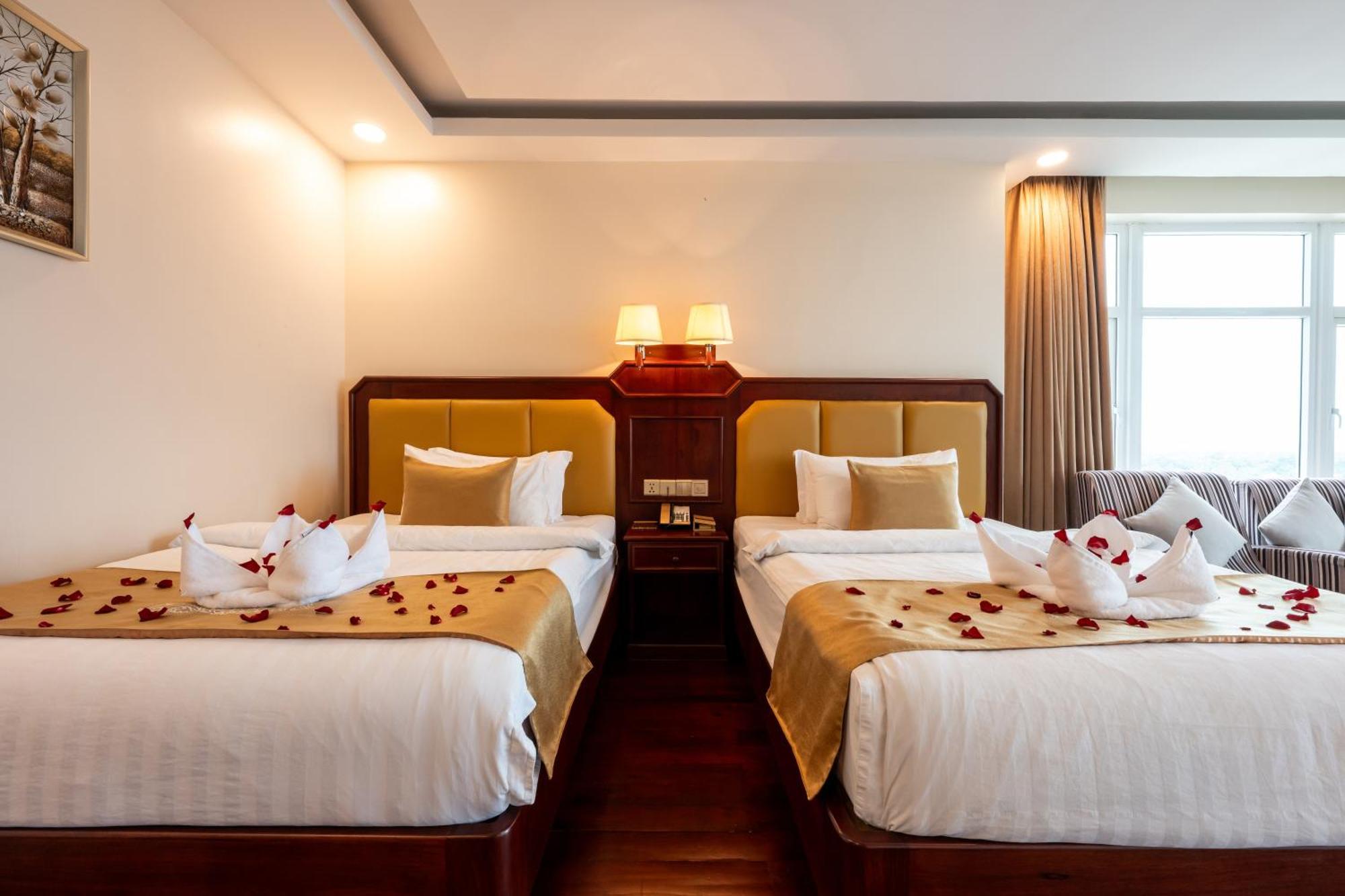 Lbn Asian Hotel Kampong Cham Exterior photo
